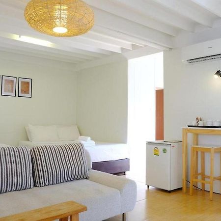Udee Cozy Hotel Chiang Mai Extérieur photo