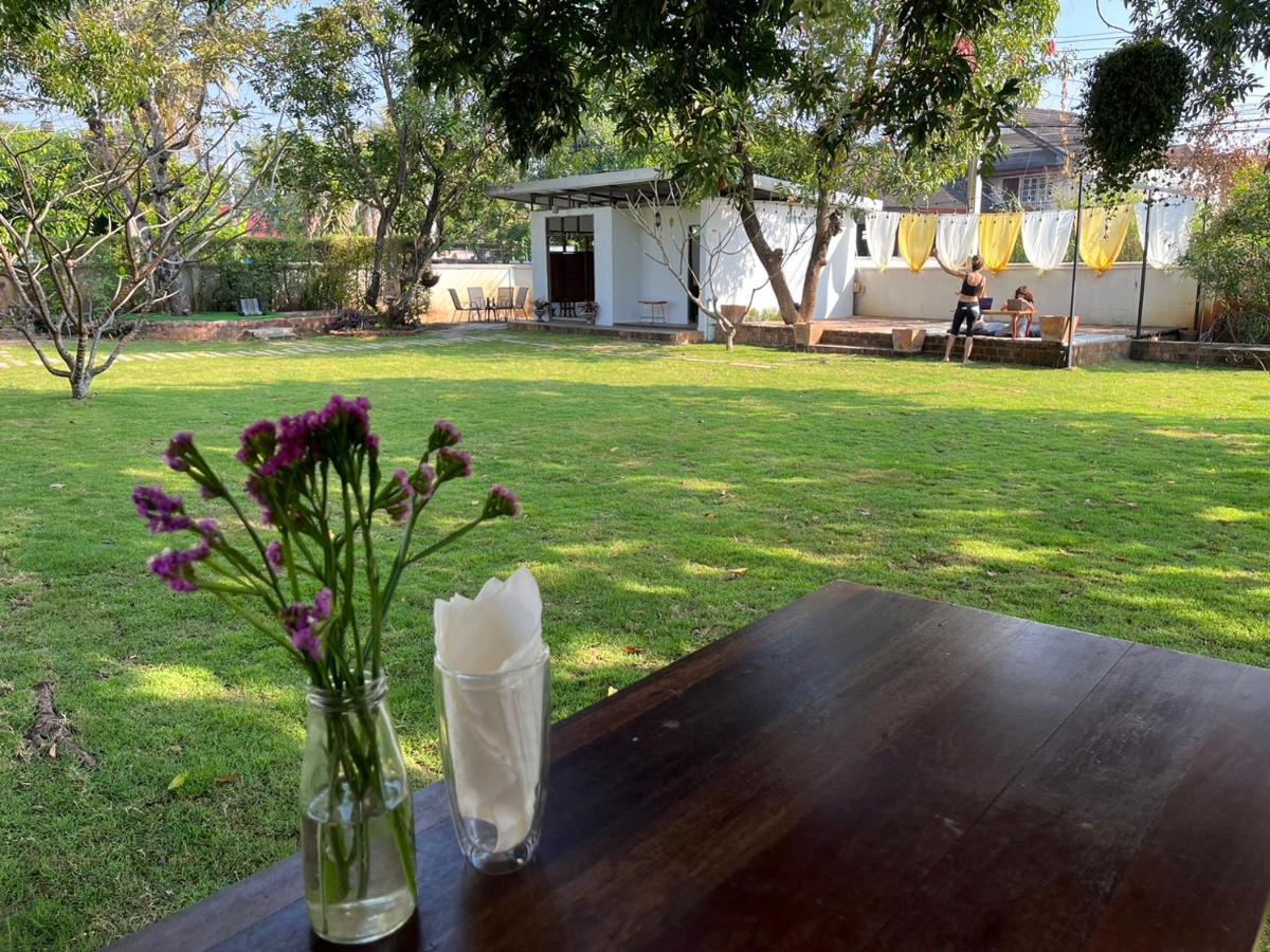 Udee Cozy Hotel Chiang Mai Extérieur photo