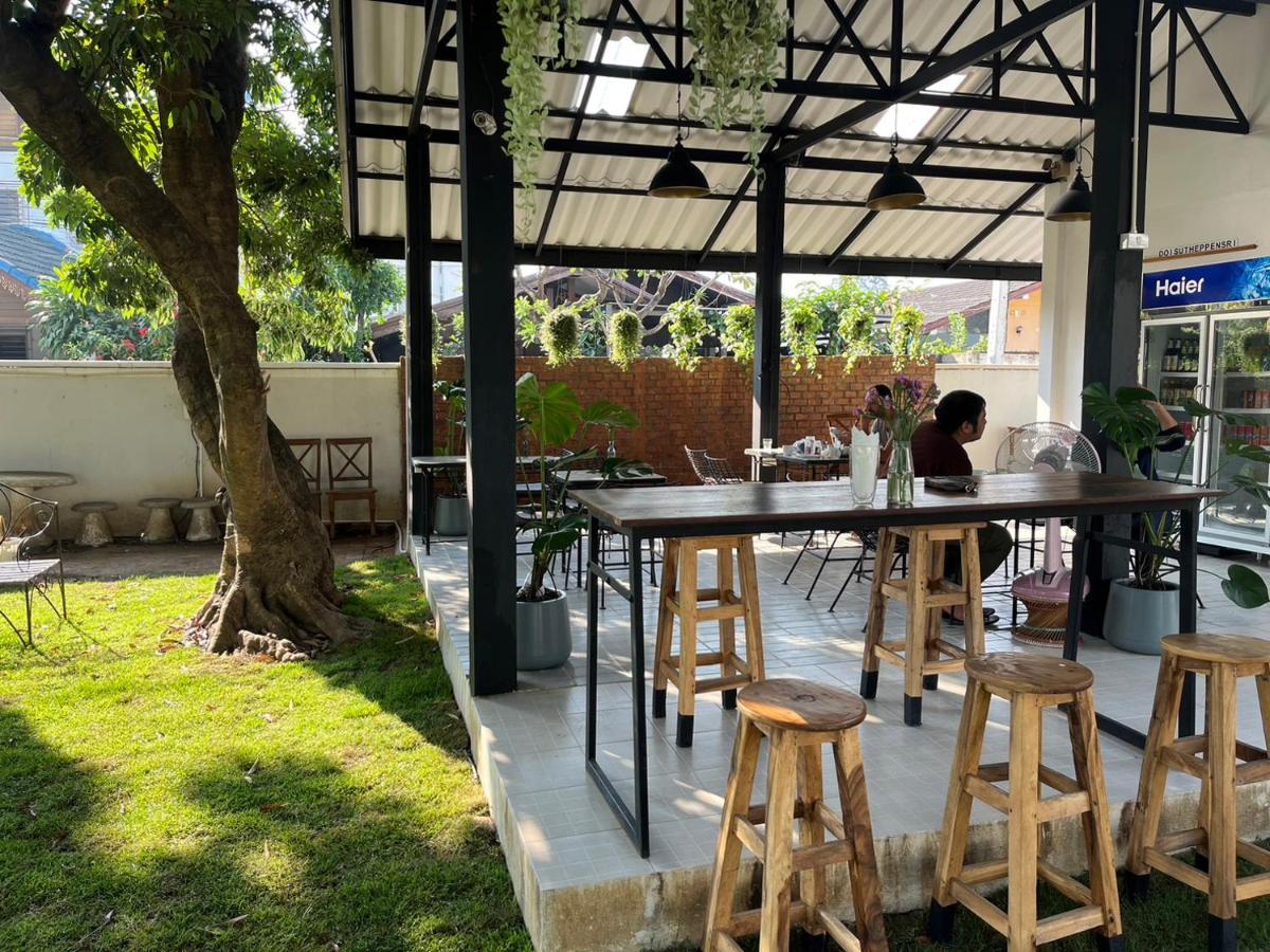 Udee Cozy Hotel Chiang Mai Extérieur photo
