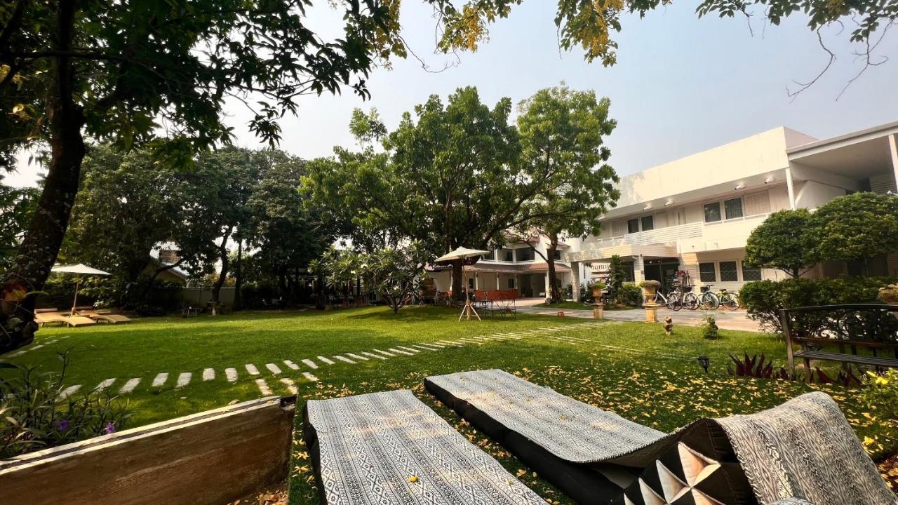Udee Cozy Hotel Chiang Mai Extérieur photo