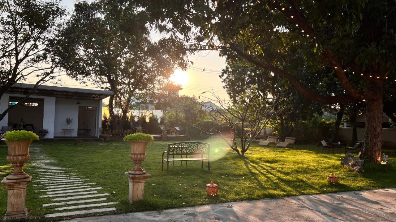 Udee Cozy Hotel Chiang Mai Extérieur photo