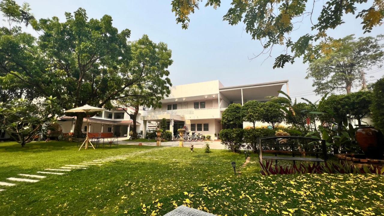 Udee Cozy Hotel Chiang Mai Extérieur photo
