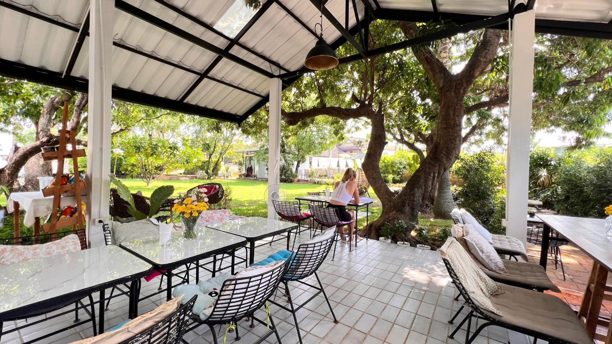 Udee Cozy Hotel Chiang Mai Extérieur photo