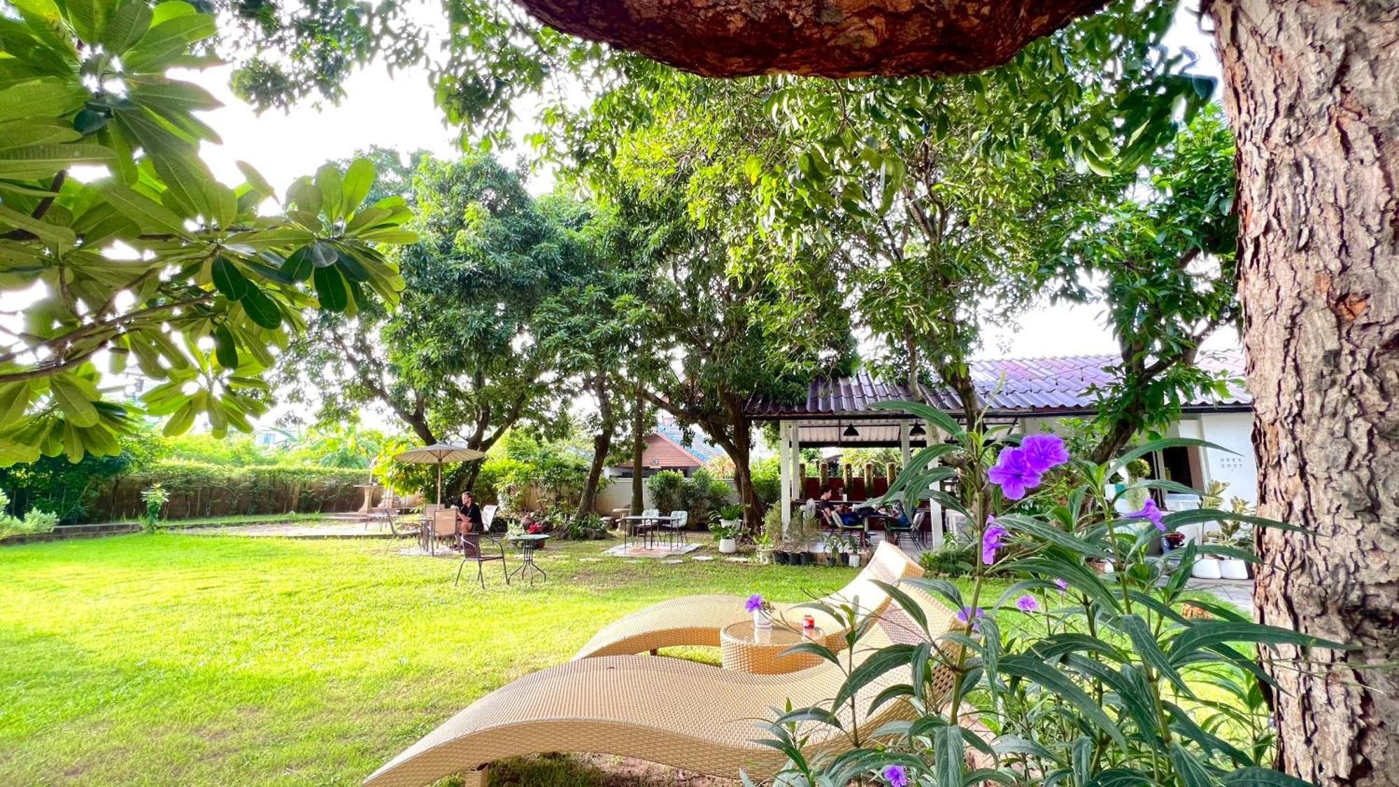 Udee Cozy Hotel Chiang Mai Extérieur photo